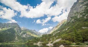 25 Big Differences Between River & Ocean Cruises